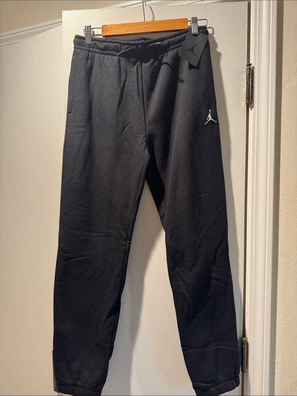 NWT Boys Jordan Black Men's Jogger Sweatpants with White Jumpman